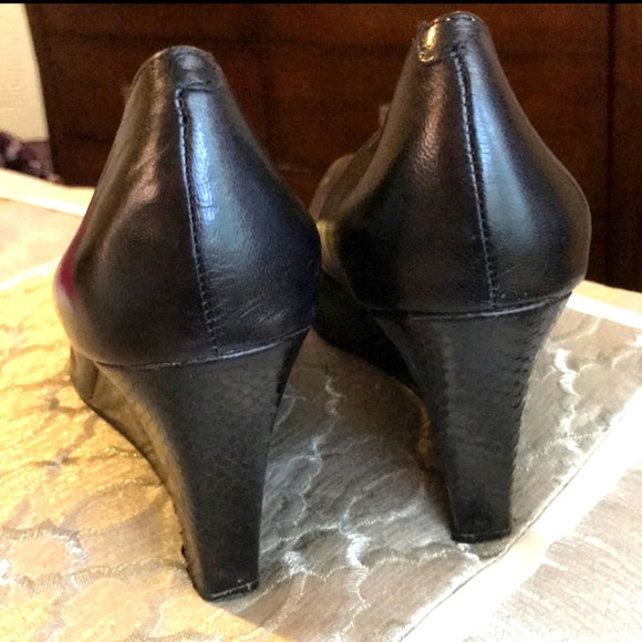 Nine West shoes - Picture 2 of 10